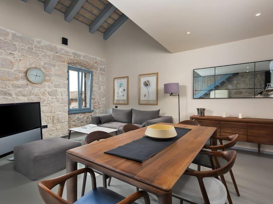 شقة Loft De24 By Irundo روفينج المظهر الخارجي الصورة